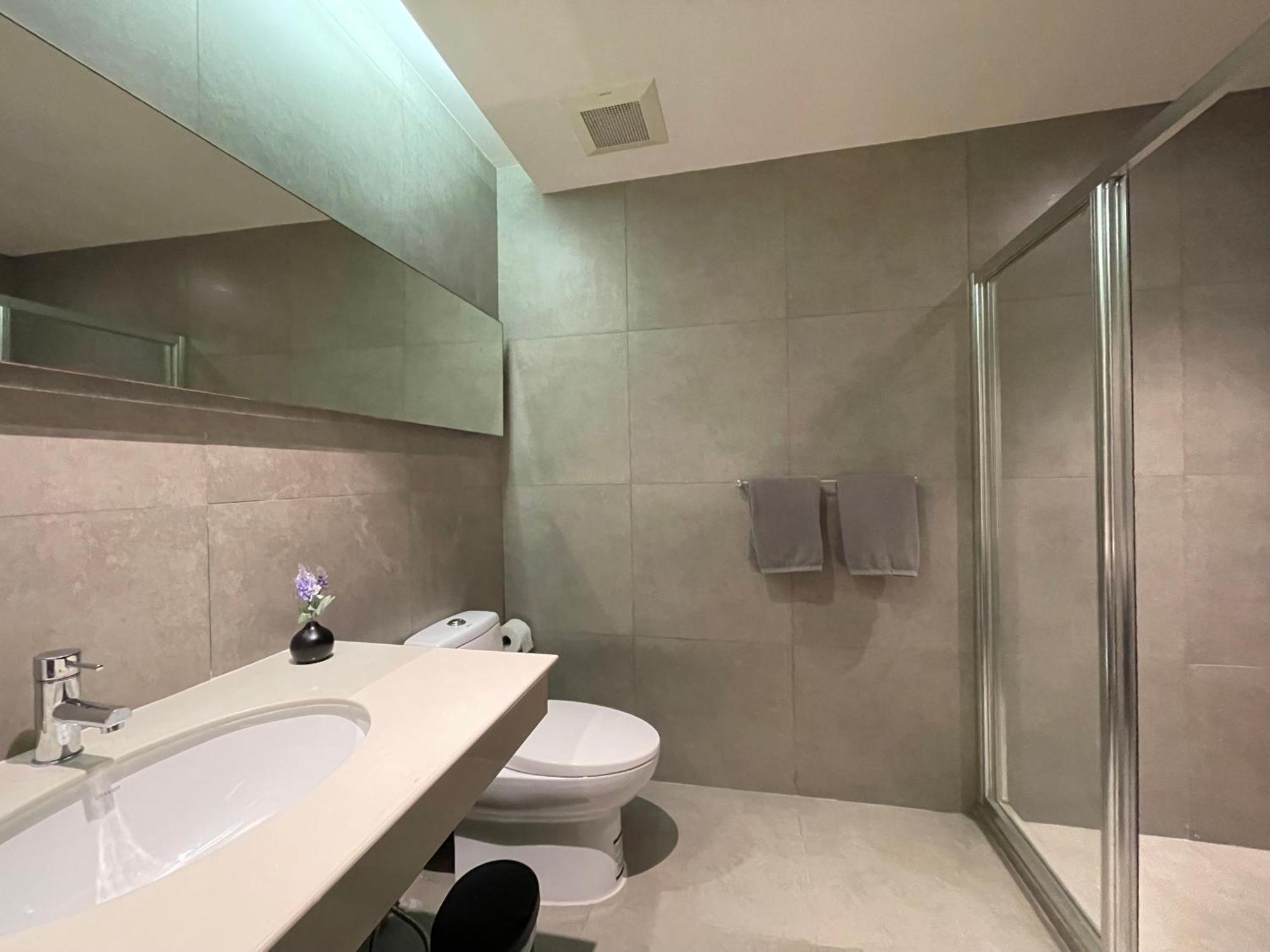 Cgcasa Hotel Бангкок Номер фото